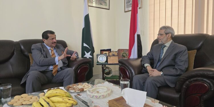 Dr Mirza Ikhtiar Baig Hon Consul General of Yemen in Karachi Sindh, called on H.E. Mohammed Motahar Alashabi Ambassador of Yemen in Pakistan
