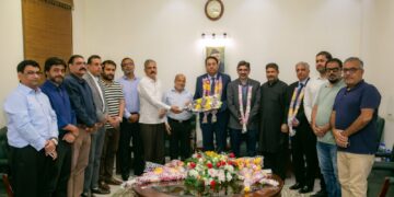 A delegation from the Karachi Tyre Dealers Association,