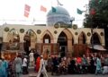 The shrine of Hazrat Qutub Alam Shah Bukhari (may Allah have mercy on him) is among the most famous shrines in Karachi. Kafeel Hussain