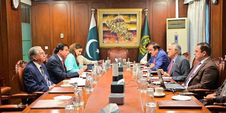 Mohammad Ishaq Dar held a cordial and constructive meeting with senior political leadership of Pakistan People’s Party,