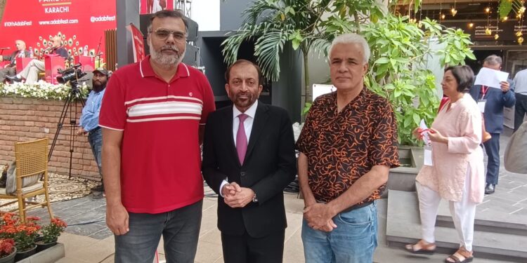 Group Photo of MQM leader Dr. Farooq Sattar,