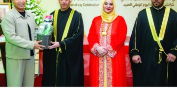 Chief Operating Officer Medicam Group Khurram Khalil Nanitalwala presents a Gift from Medicam to the Consul General of the Sultanate of Oman,