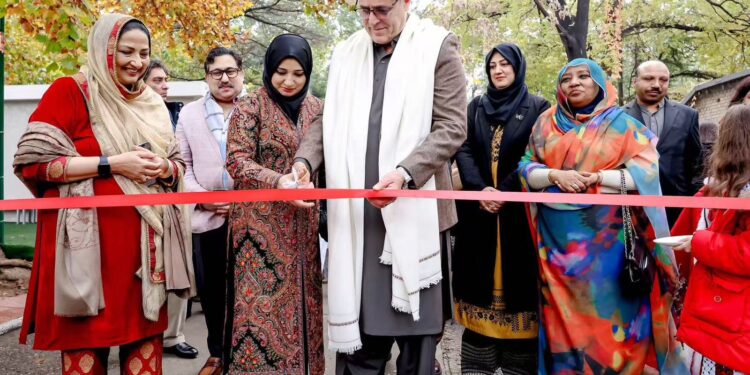  Ambassador Khalil Hashmi Inaugurates International Culture Day 2025 at Pakistan Embassy College Beijing