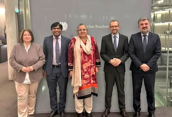 Ambassador Saqlain Syedah held a positive meeting with Mr.Thomas Röwekamp, Chairman, Defence Committee of the Bundestag today.