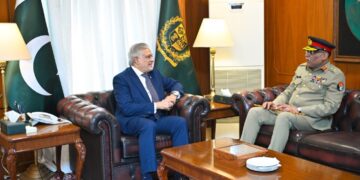 Mohammad Ishaq Dar received Chairman Joint Chiefs of Staff, General Sahir Shamshad Mirza,
