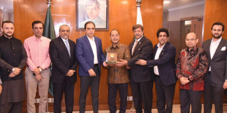 Indonesian Envoy Vows to Deepen Economic Ties with Pakistan