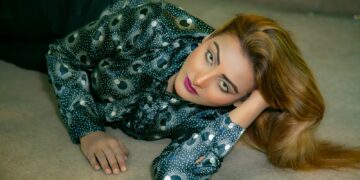 A New Spark, A New Confidence: An Inspiring Entry into Showbiz