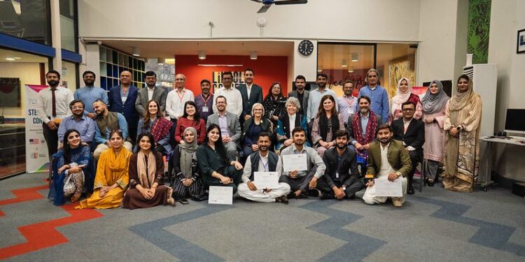 U.S. and Pakistan Partner to Strengthen STEM Education
