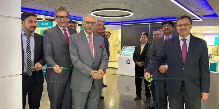 Faysal Bank Inaugurates First-of-its-Kind Self-Serve Digital Lobby