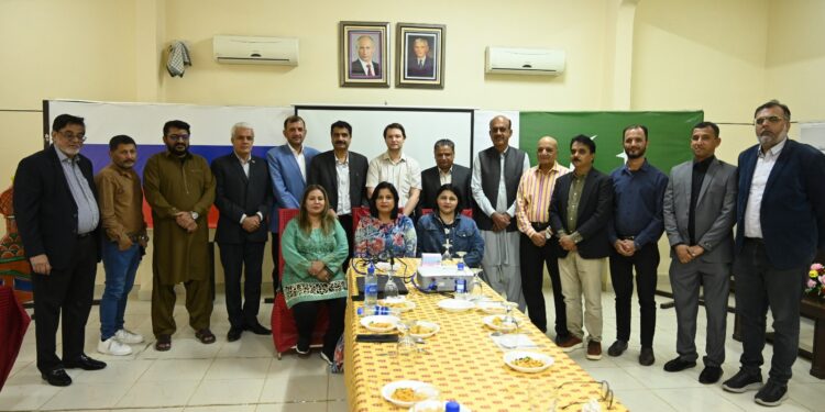 Meeting of the Head of the Russian Center for Science and Culture with Karachi Journalists
