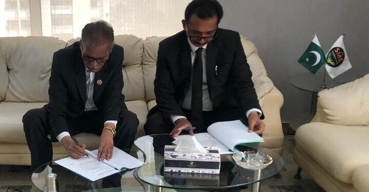 An MoU signing ceremony was held between SME Foundation and Tariq Ali Zakharani & Company (Law Associates),