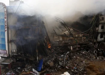 In pictures: Shops reduced to rubble, families concerned as rescuers fight Karachi’s Gul Plaza blaze