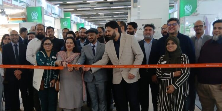 extile and Carpet Manufacturers, Exporters Attract Global Buyers’ Attention at Heimtextil Exhibition