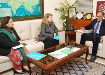 A team from UNICEF Pakistan, led by Acting Representative Melissa Corkum,