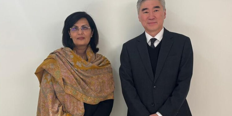 Dr.Sania Nishtar,had a good discussion with Hyundai Motor Group’s President Sung Kim about opportunities to partner with Gavi, the Vaccine Alliance.