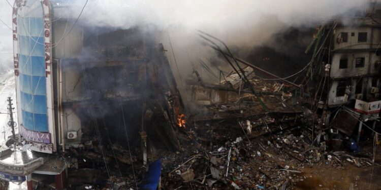 Mian Zahid Hussain Urges “Industrial Package” to Prevent Economic Hardships; Expresses Grief Over Gul Plaza Tragedy.