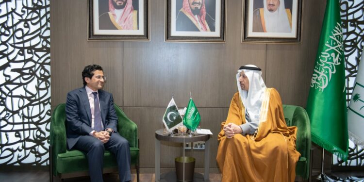 Ali Pervaiz Malik Highlights Pakistan’s Mineral Potential at Future Minerals Forum, Riyadh