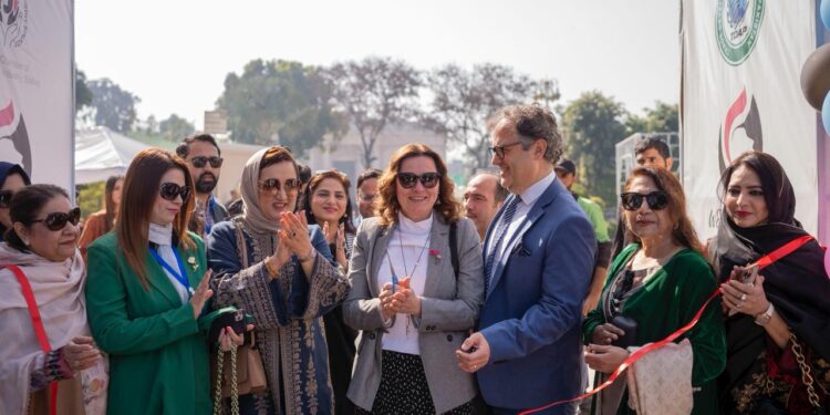 The Women Chamber of Commerce & Industry Sialkot (WCCIS), in collaboration with the Trade Development Authority of Pakistan (TDAP), successfully organized the 4th edition of WE-Exhibit 2026 in Sialkot.