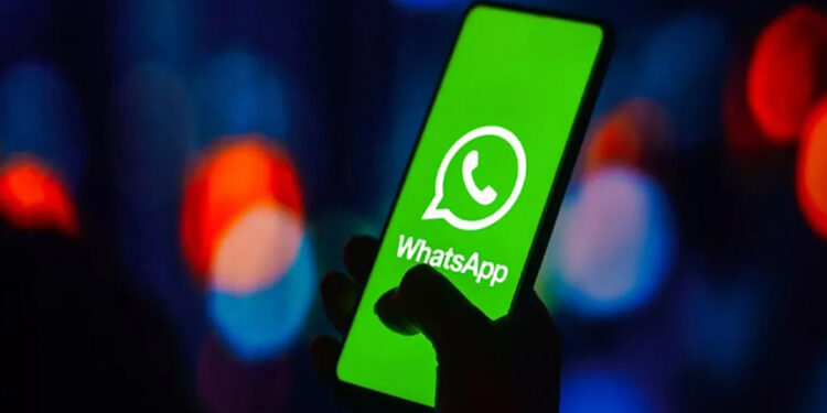 Russia announces closure of WhatsApp, alleging violation of domestic laws.