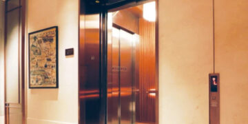 Where is the fastest elevator in the world?