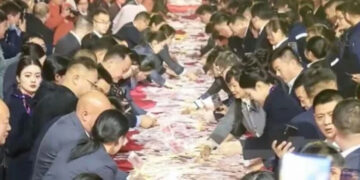 ‘Take as much money as you can from the table’: The owner’s unique way of giving bonuses to employees