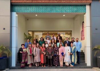 Sam Dada Founder Crossing Barrier and Sabahat Bokhari (Founder, The Inclusion Lab led a dynamic delegation of women founders to the Maryam Nawaz Women Complex