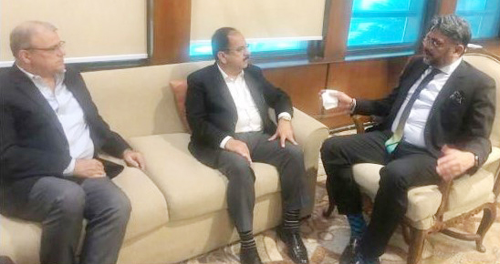 Khyber Pakhtunkhwa Chief Minister’s Finance Advisor Muzammil Aslam assured the CPNE delegation in a special meeting that the dues of Rs 1.4 billion for newspaper advertisements would be paid in two installments.