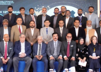 Qaiser Ahmed Sheikh, Faisal Karim Kundi presented 70 organisations NFEH CSR Awards