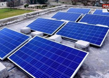 Solar policy shift puts 45,000 jobs, billions at risk