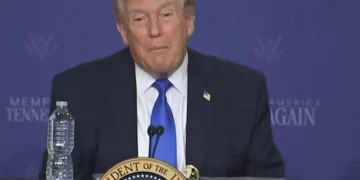 Trump Jokes About Renaming Strait of Hormuz the “Strait of Trump” Amid Iran Tensions