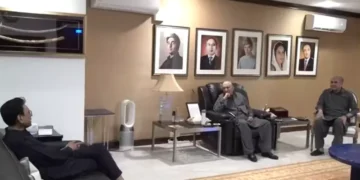 President Zardari stresses ‘unity, political harmony’ in Karachi meeting with Naqvi, MQM-P’s Khalid Maqbool