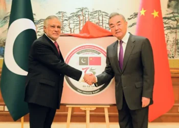 China Backs Pakistan’s Role in US-Iran Peace Talks, Emphasizes Strait of Hormuz Security