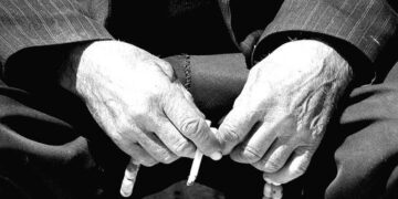 A young man who went to see a match allegedly liked the girl’s aunt and asked for a scholarship on a TV program.