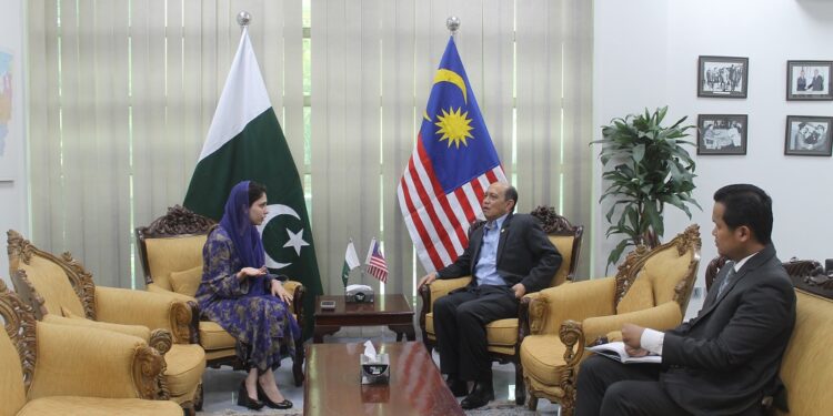 HIGH COMMISSIONER RECEIVES COURTESY CALL FROM MPA AMINA HASSAN SHEIKH