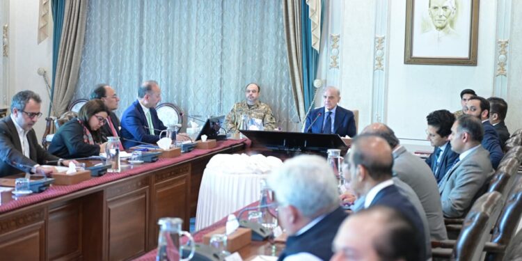 PM Shehbaz Orders Strict Action Against Petroleum Smuggling Amid Regional Tensions