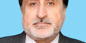 Pollen surge triggers eye irritation across twin cities.