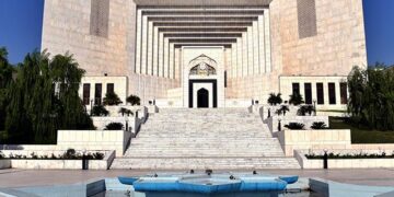 Supreme Court rules Rescue 1122 employees are not civil servants