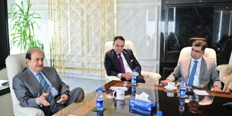 Welfare and Investment Leaders Meet to Discuss Social Development Initiatives