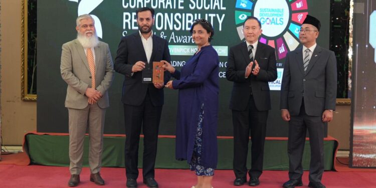 Mondel?z Pakistan Wins Three Awards at 15th International CSR Summit