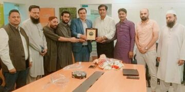 A delegation of Orangi Traders Association led by Abdul Qadir Sheikhani met with Regional Head KE Captain (R) Manzoor Ahmed Lodhi.