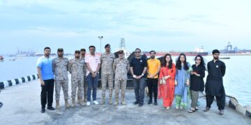 VOK and KPT distribute Eid gifts, grocery bags