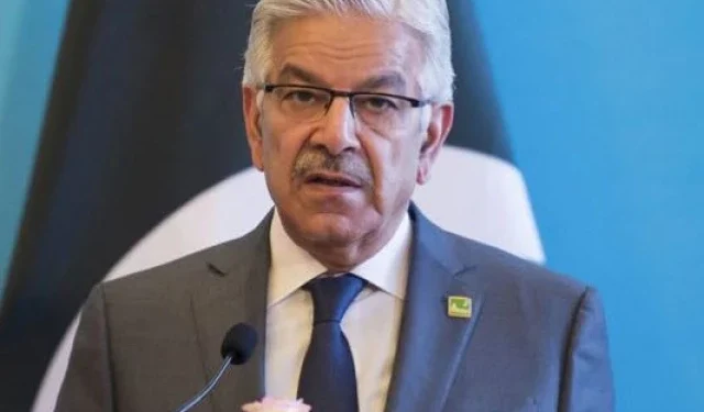 Pakistan Playing “Pivotal Role” in US-Iran Mediation as Regional Tensions Escalate: Khawaja Asif