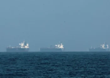 Iran Approves Passage of Bangladeshi Fuel Ships Through Strait of Hormuz Amid Energy Crisis