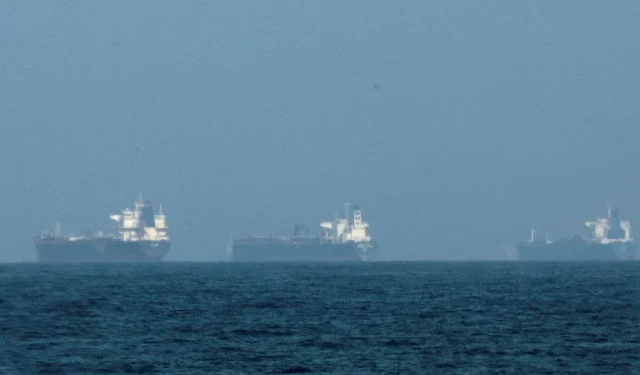 Iran Approves Passage of Bangladeshi Fuel Ships Through Strait of Hormuz Amid Energy Crisis