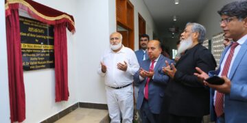 Chairman, Higher Education Commission (HEC) Pakistan, visited Aror University of Art,