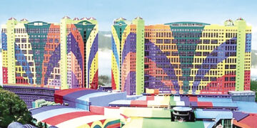 The world’s largest hotel with over 7,000 rooms.