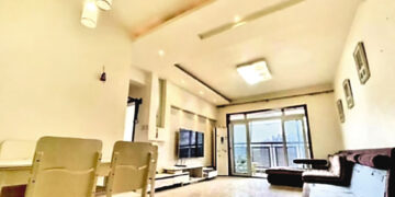 ‘Damaged’ flat put up for auction for the third time.