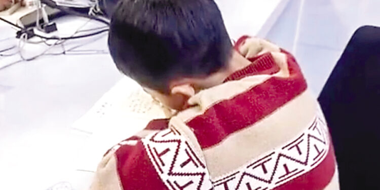 Lazy in homework, mother takes son to police station.