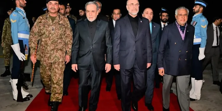 US-Iran Talks Begin in Islamabad Amid Ceasefire Hopes and Lingering Disputes