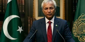 Governor Sindh Meets Chancellor of Jinnah University for Women